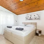 Apartamento With Parking Space Duce, - 24975 *