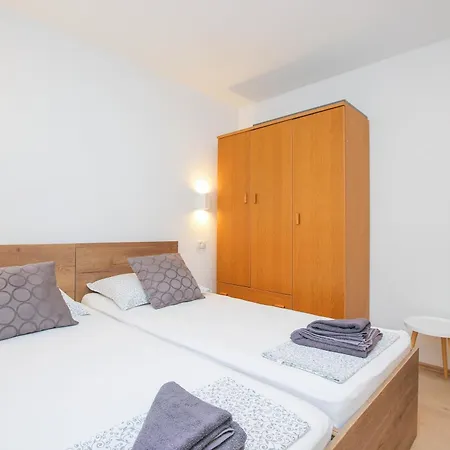 Lejlighed With Parking Space Duce, - 24975 Omiš