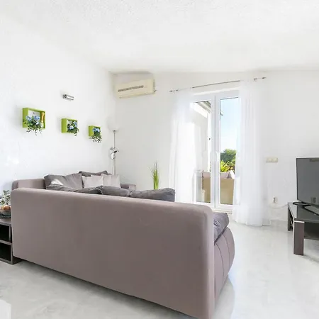 With Parking Space Duce, - 24975 *